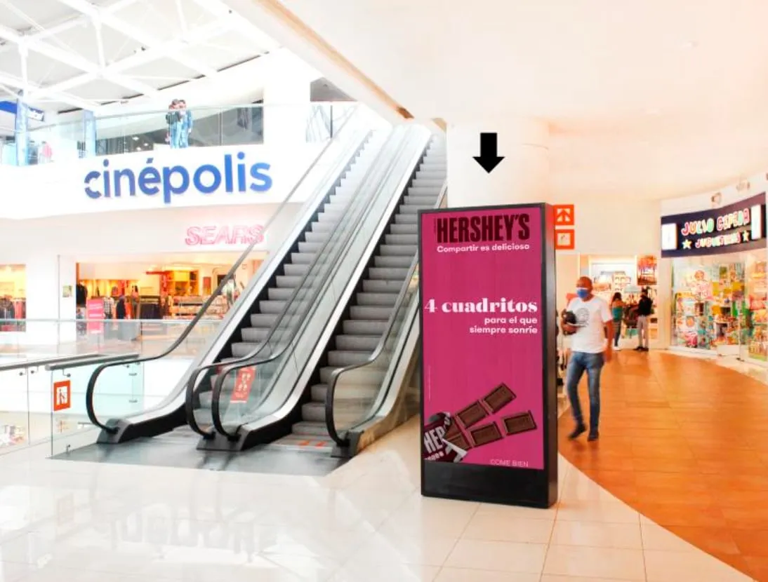 Pantalla LED Plaza las Américas MUPI 2 Handteck Cinepolis, Morelia